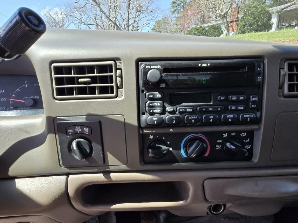 2000 Ford F-250 Image 26