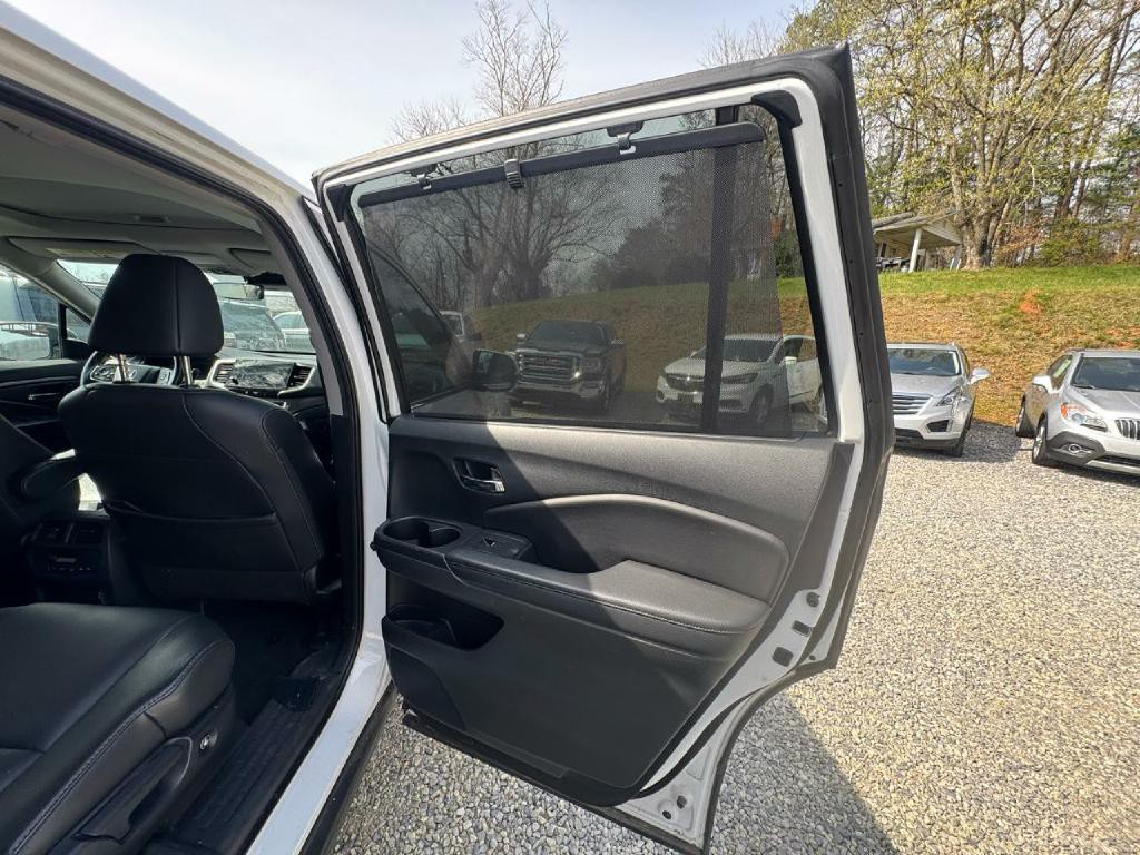 2020 Honda Pilot Image 8