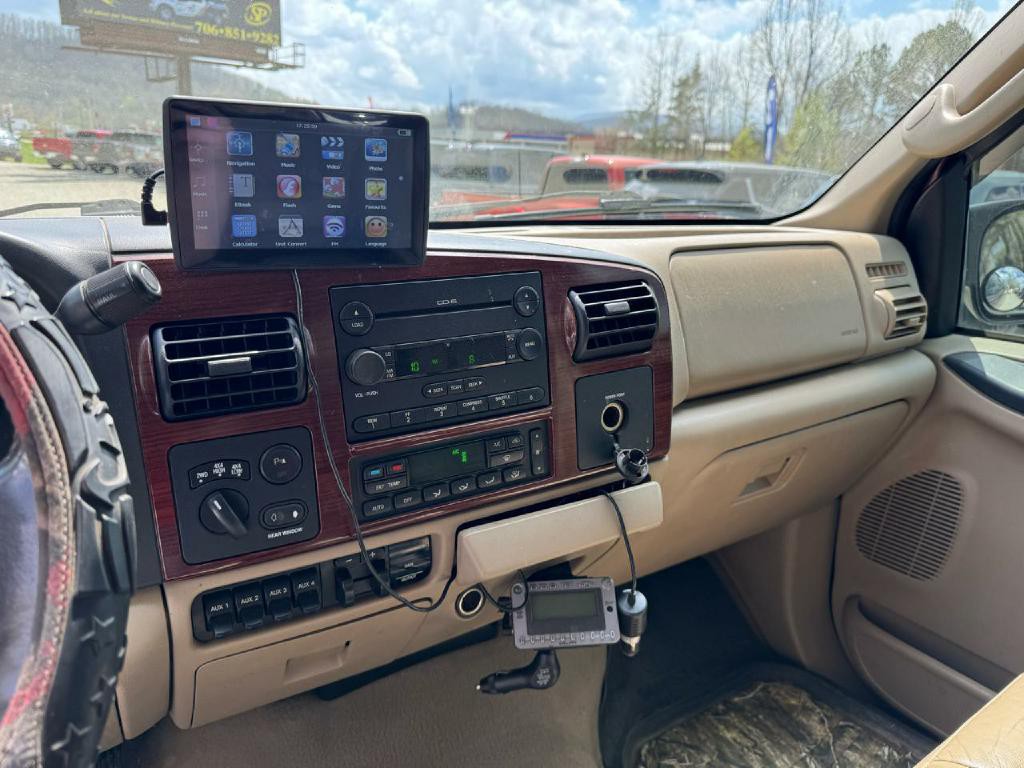 2005 Ford F-250 Image 16