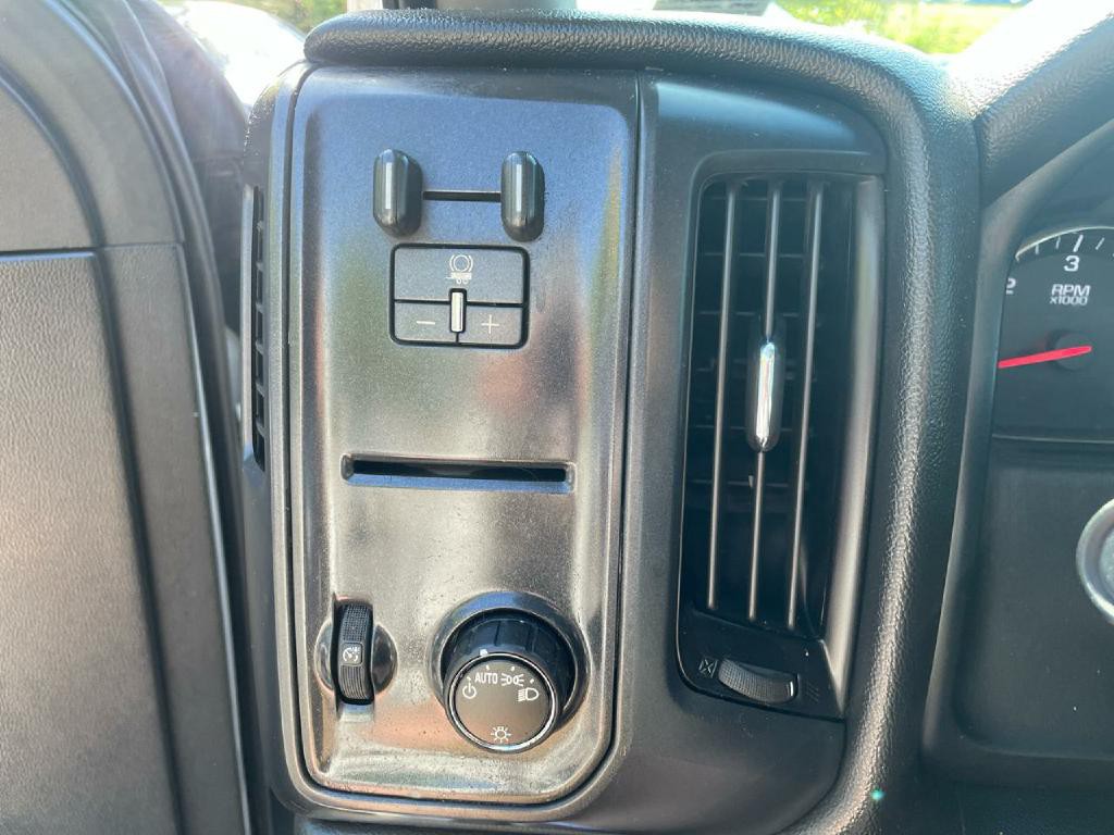 2015 Chevrolet Silverado 1500 Image 25
