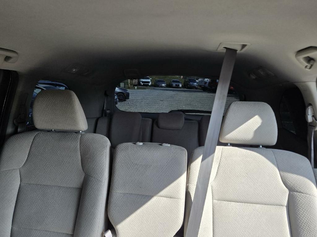 2016 Honda Odyssey Image 10