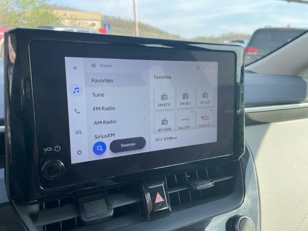 2023 Toyota Corolla Image 21