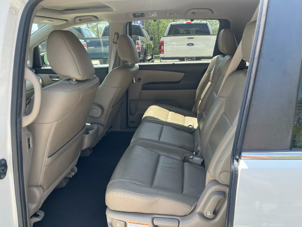 2014 Honda Odyssey Image 8