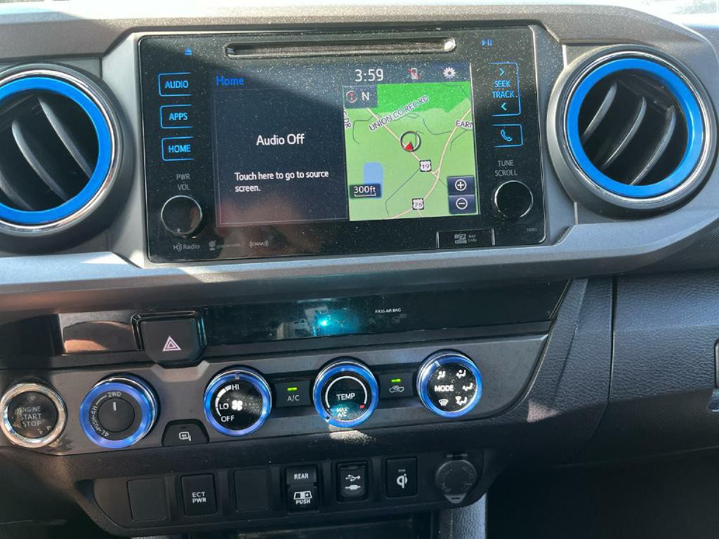 2018 Toyota Tacoma Image 12