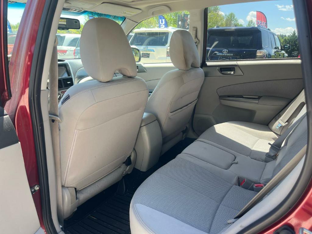 2011 Subaru Forester Image 8