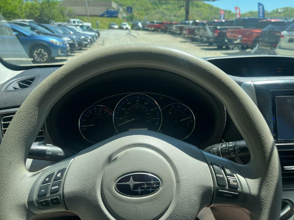 2011 Subaru Forester Image 11