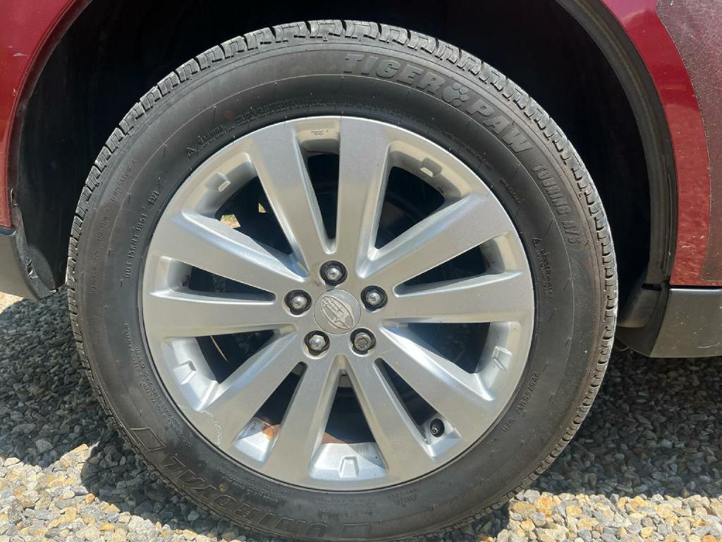 2011 Subaru Forester Image 13