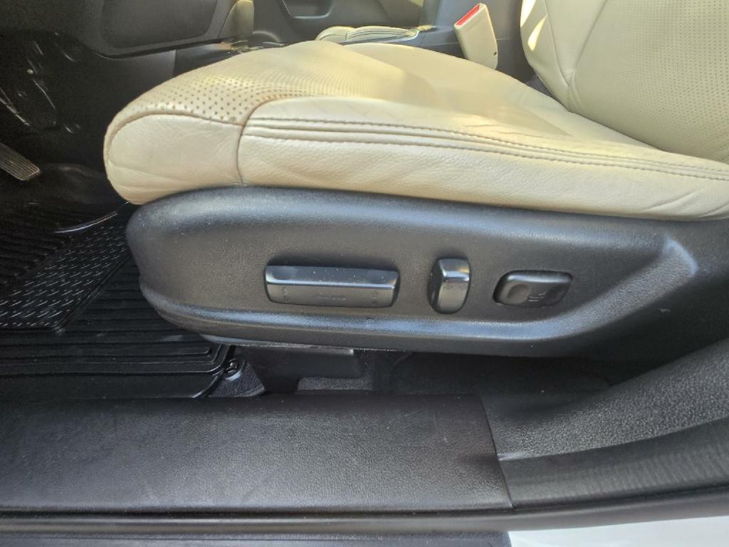 2015 Honda CR-V Image 17