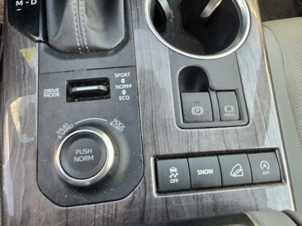 2022 Toyota Highlander Image 23