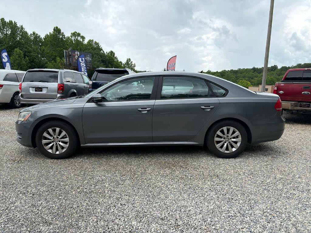 2012 Volkswagen Passat Image 4