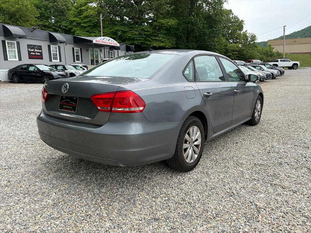 2012 Volkswagen Passat Image 7