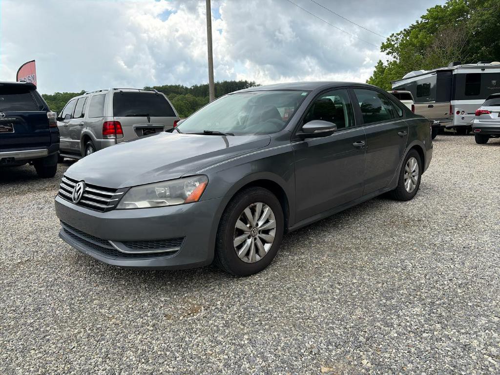 2012 Volkswagen Passat Image 13