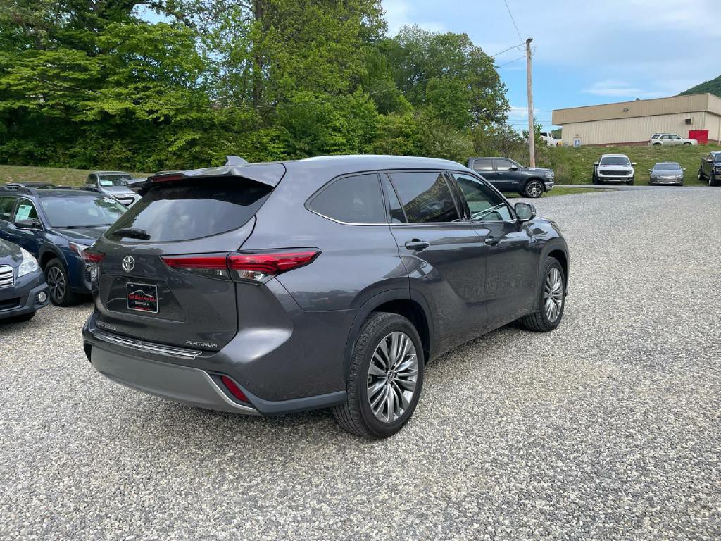 2021 Toyota Highlander Image 6