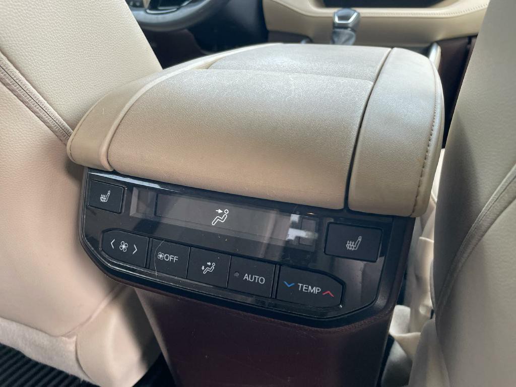 2021 Toyota Highlander Image 15