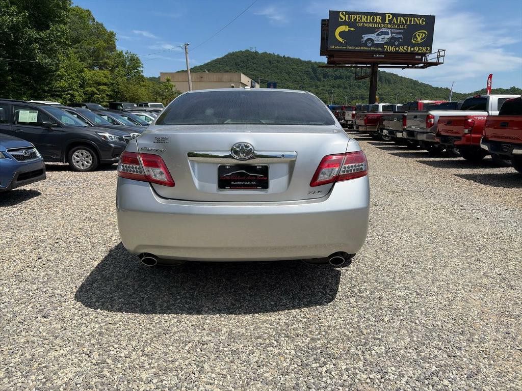 2011 Toyota Camry Image 6