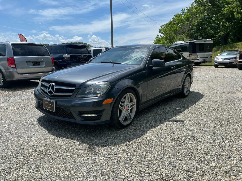 2013 Mercedes-Benz C-Class Image 3