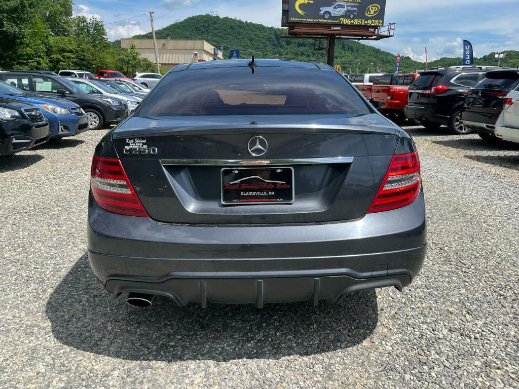 2013 Mercedes-Benz C-Class Image 6