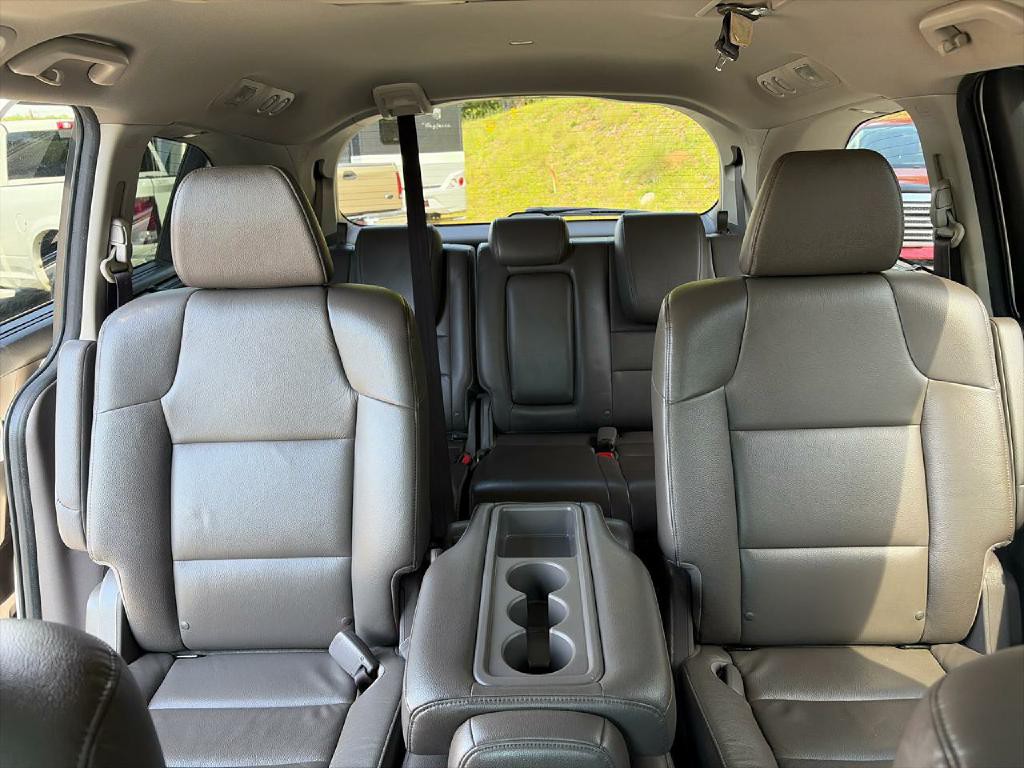 2015 Honda Odyssey Image 14
