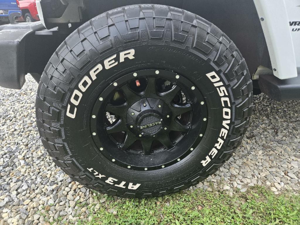 2017 Jeep Wrangler Unlimited Image 4