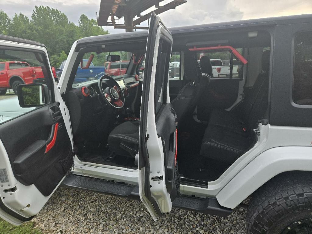2017 Jeep Wrangler Unlimited Image 6