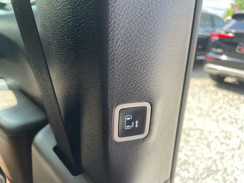 2020 Chrysler Pacifica Image 17