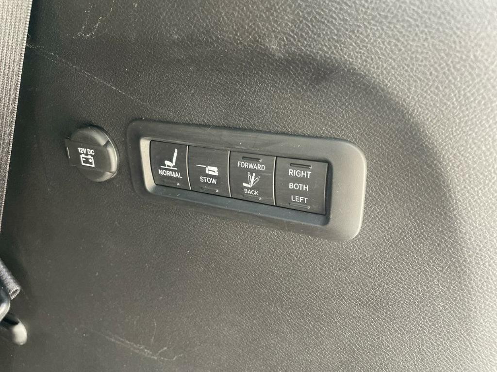 2020 Chrysler Pacifica Image 20
