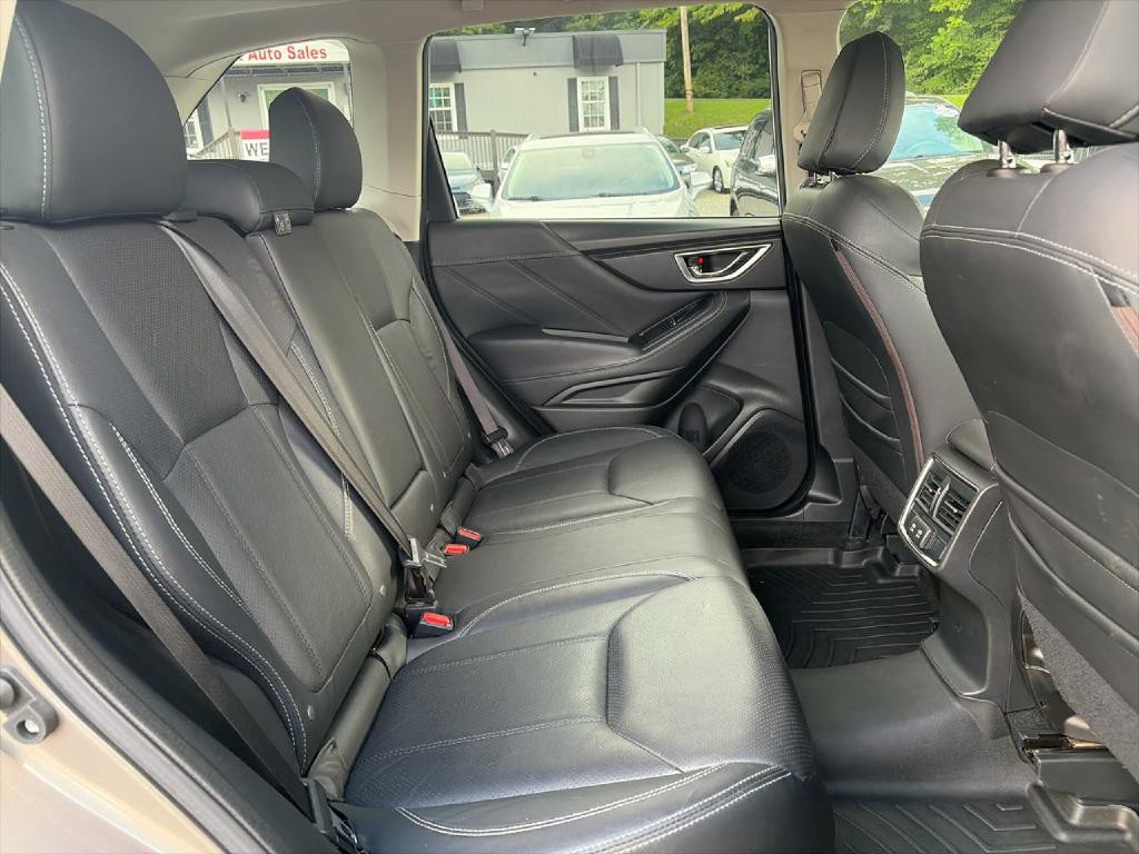 2019 Subaru Forester Image 10