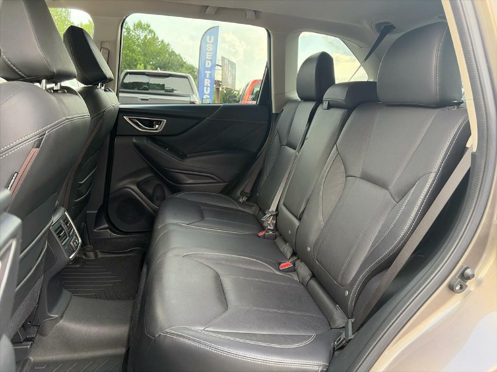 2019 Subaru Forester Image 12