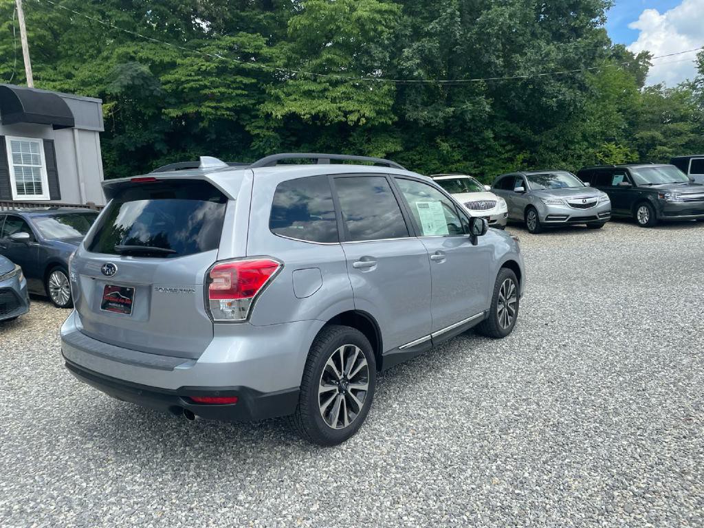 2017 Subaru Forester Image 7