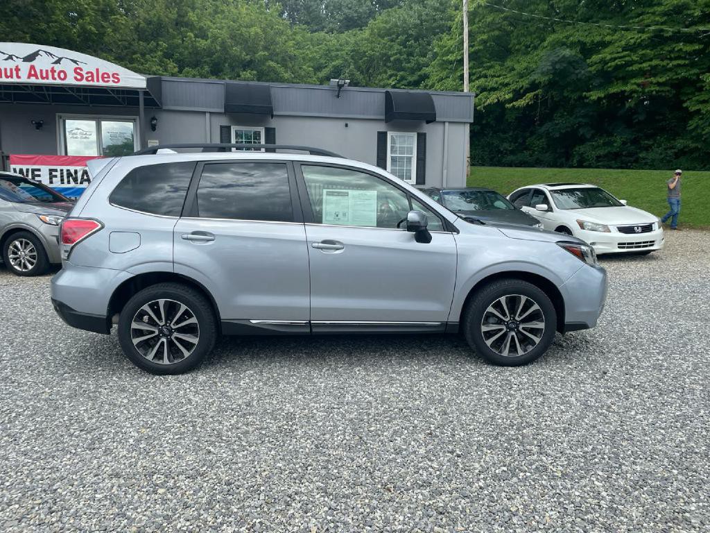 2017 Subaru Forester Image 8