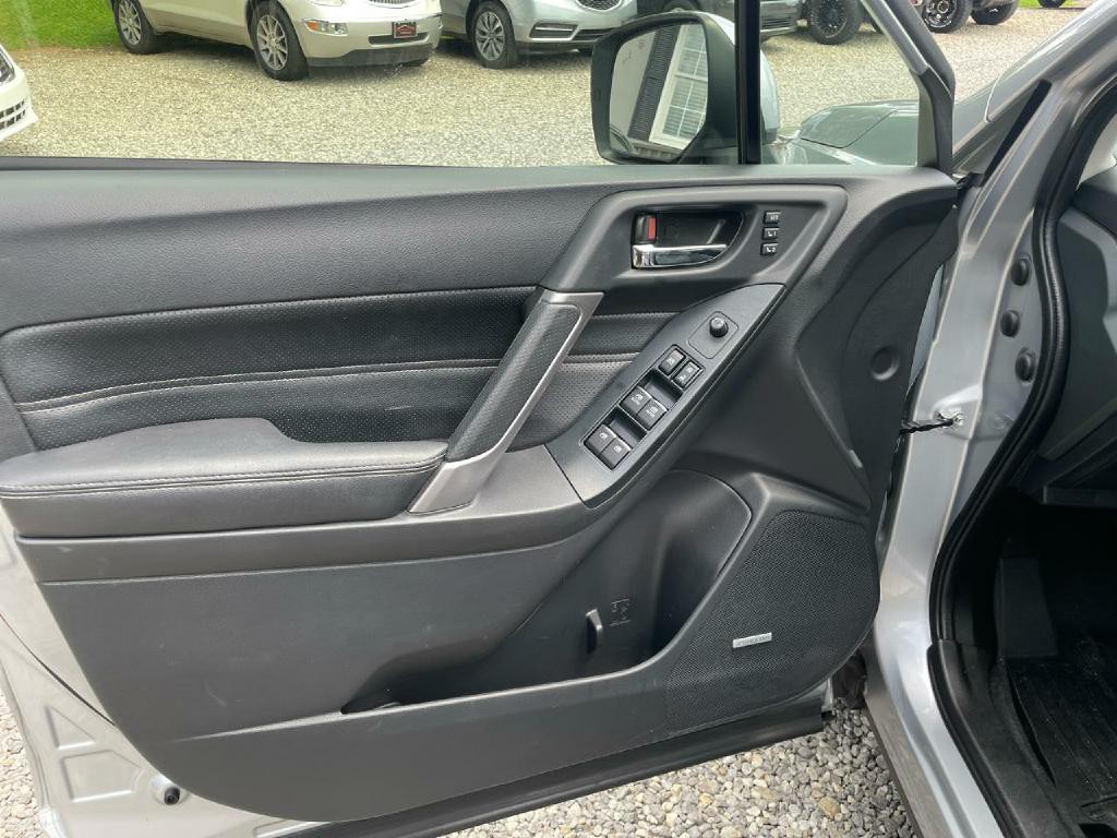 2017 Subaru Forester Image 20