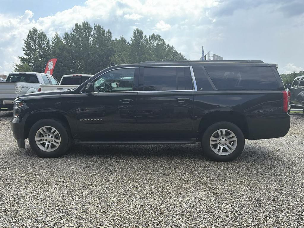 2019 Chevrolet Suburban Image 4