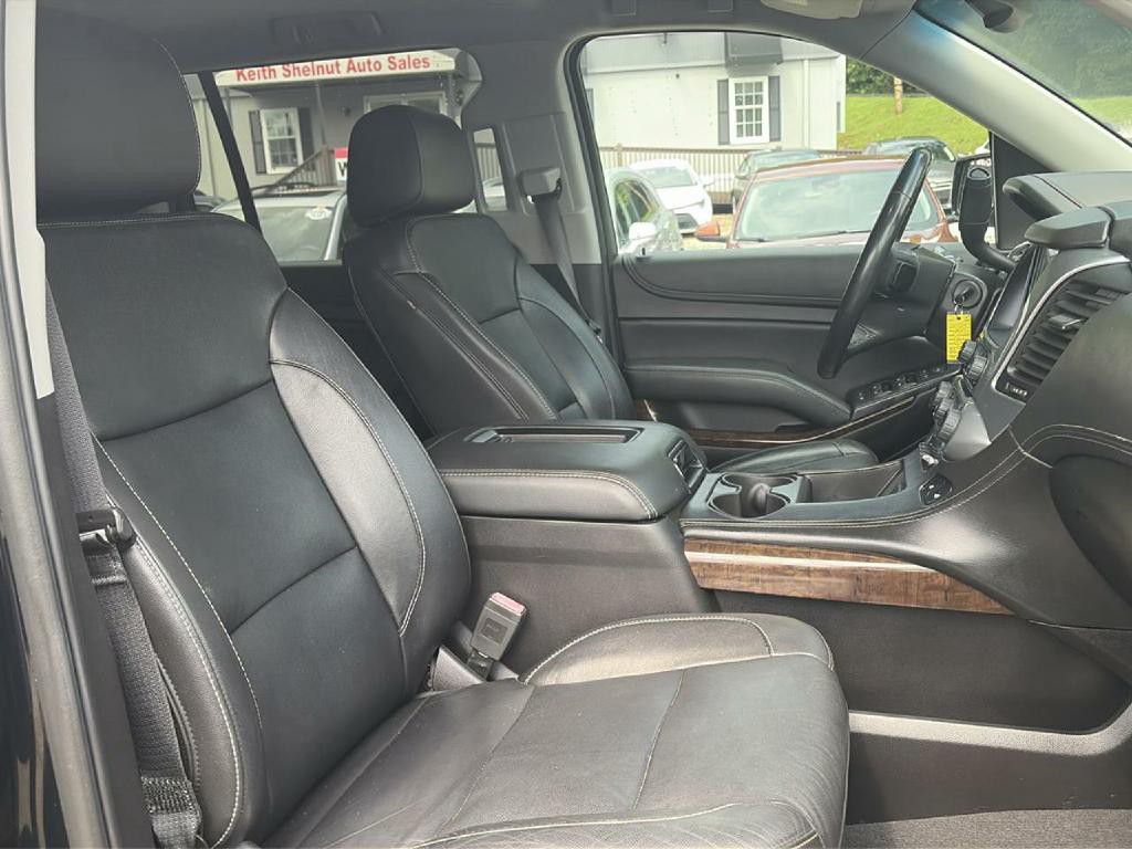 2019 Chevrolet Suburban Image 8