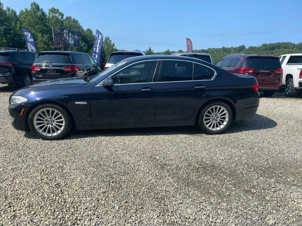 2013 BMW 5 Series Image 3