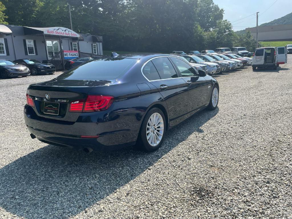 2013 BMW 5 Series Image 6