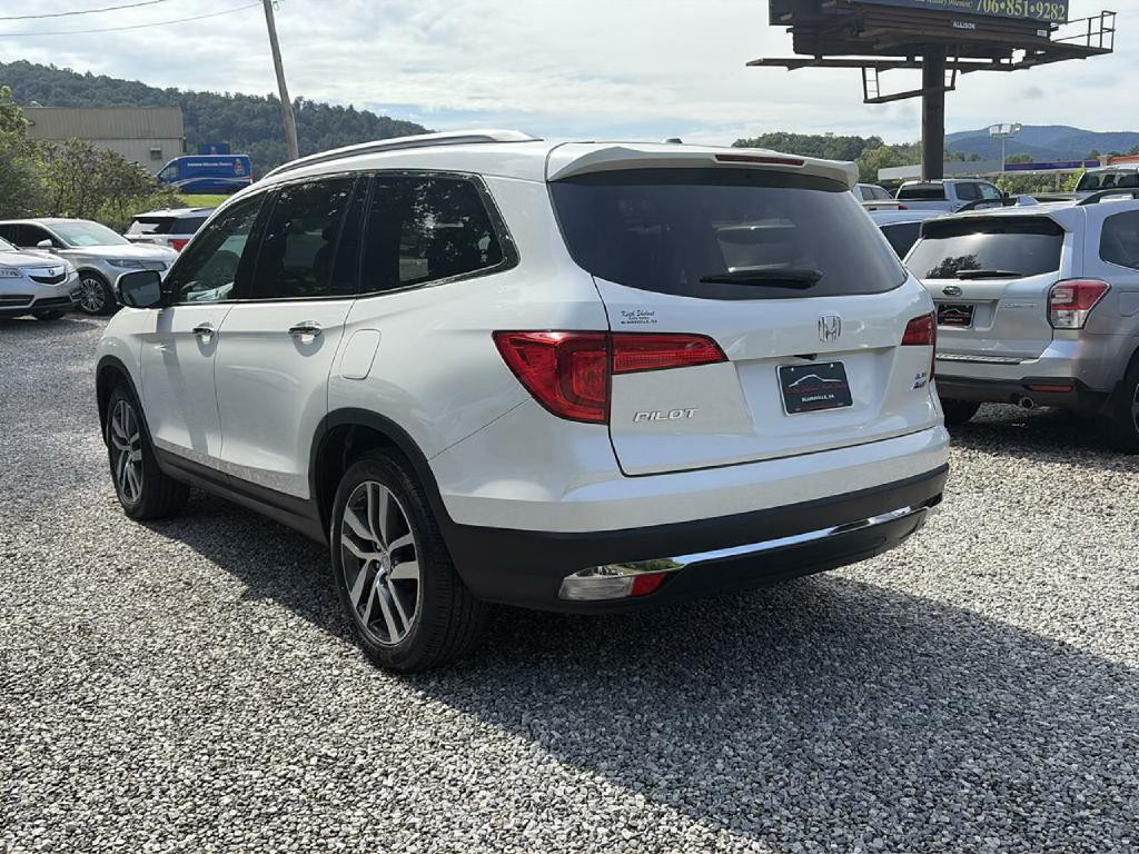 2017 Honda Pilot Image 5
