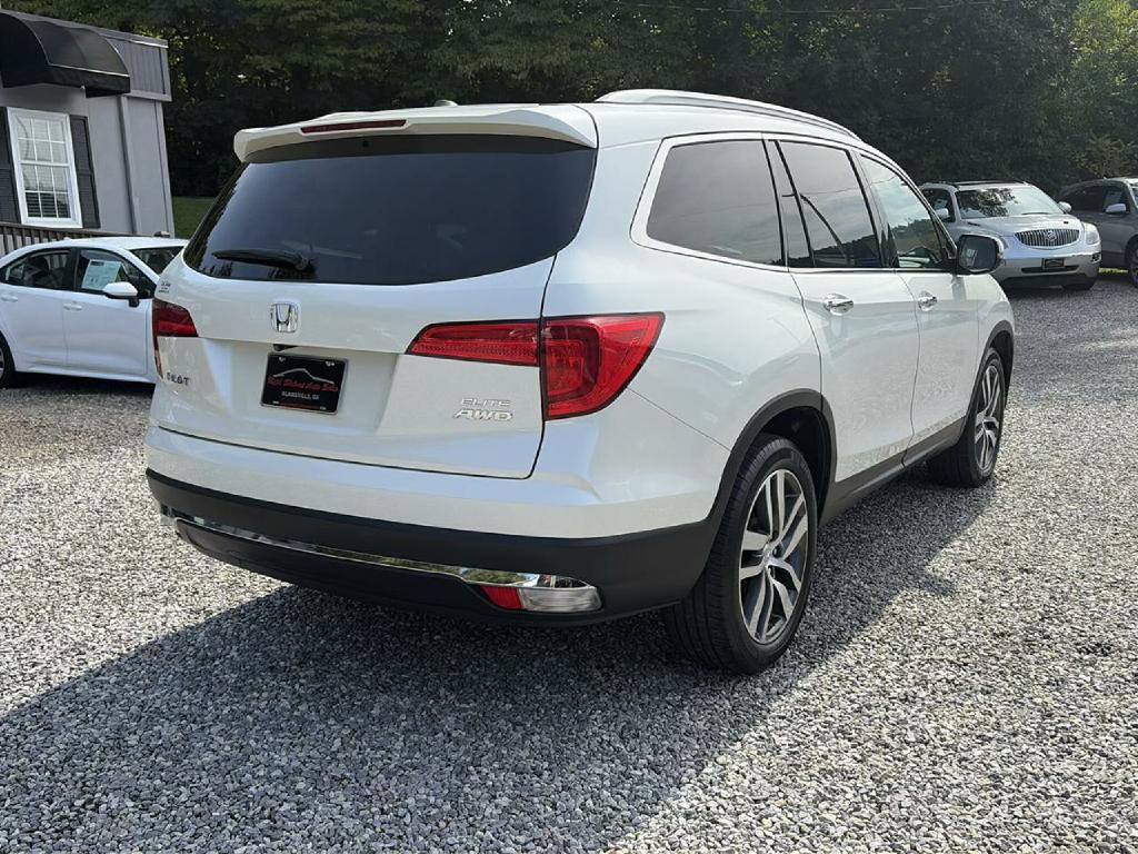 2017 Honda Pilot Image 9