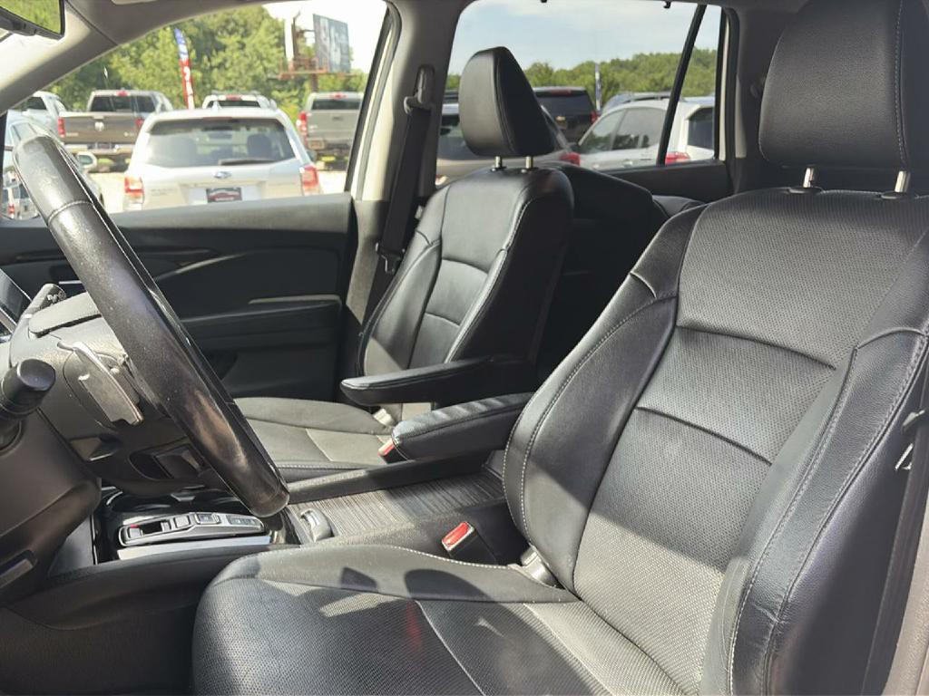 2017 Honda Pilot Image 17