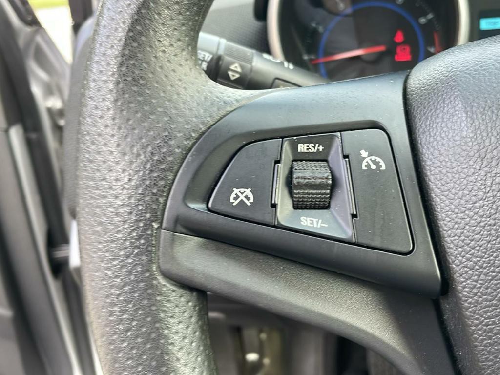 2015 Chevrolet Cruze Image 22