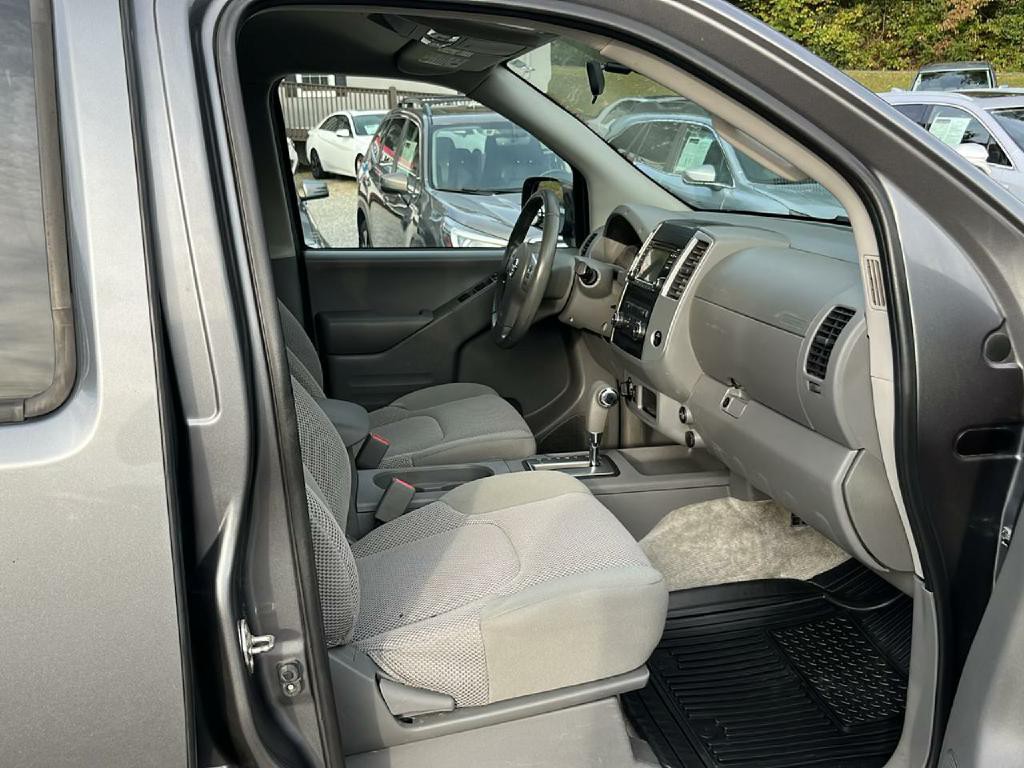 2018 Nissan Frontier Image 11