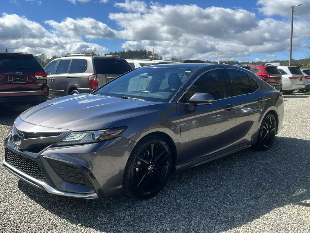 2021 Toyota Camry Image 3