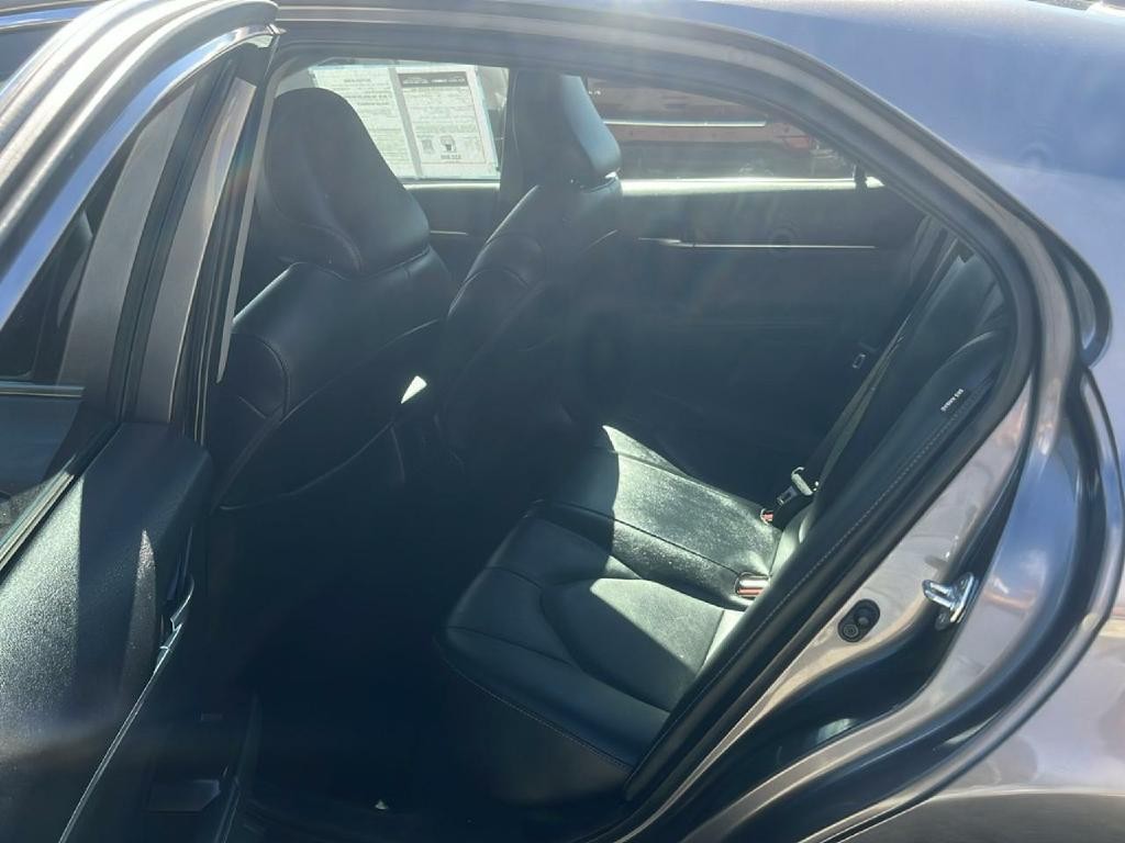 2021 Toyota Camry Image 10