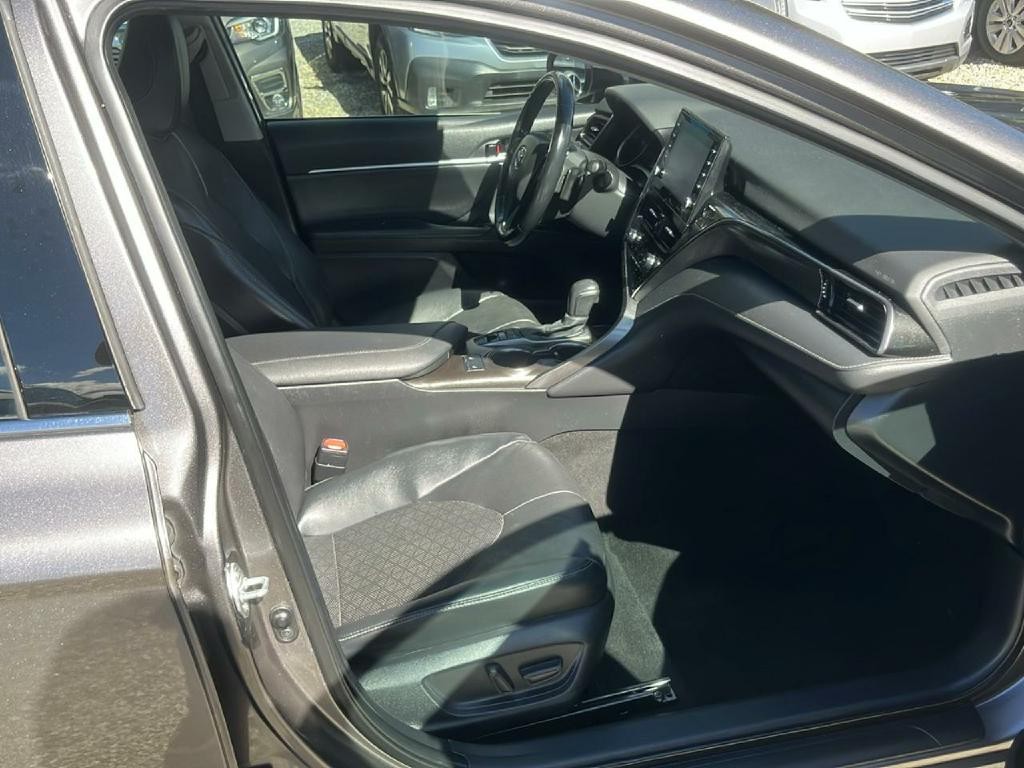 2021 Toyota Camry Image 12