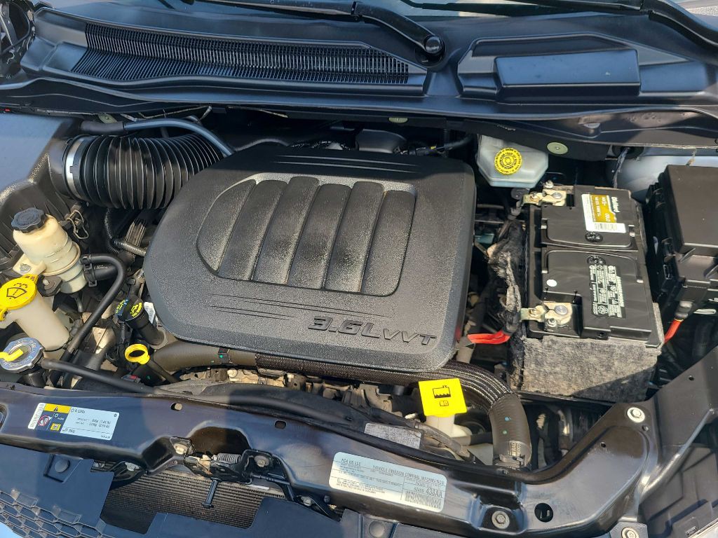 2019 Dodge Grand Caravan Image 2