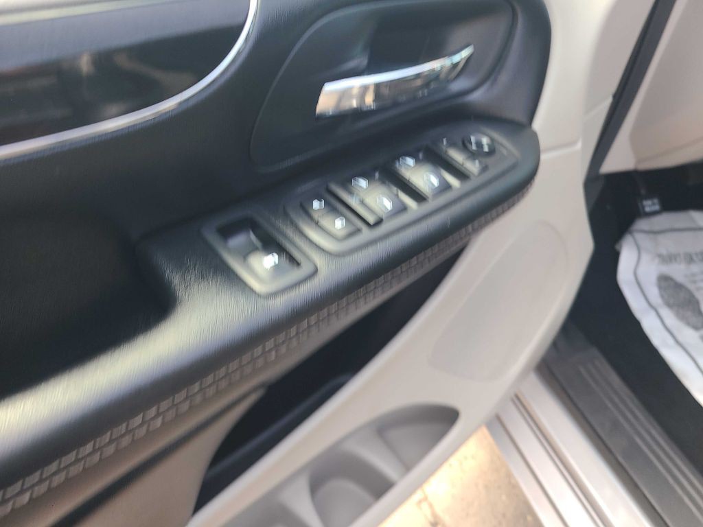 2019 Dodge Grand Caravan Image 5