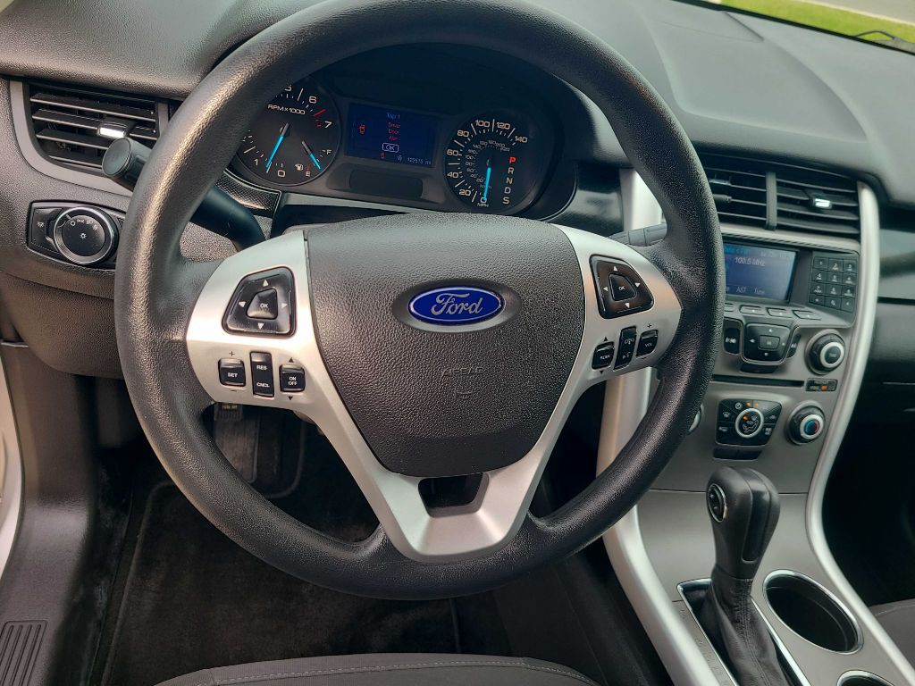 2013 Ford Edge Image 8