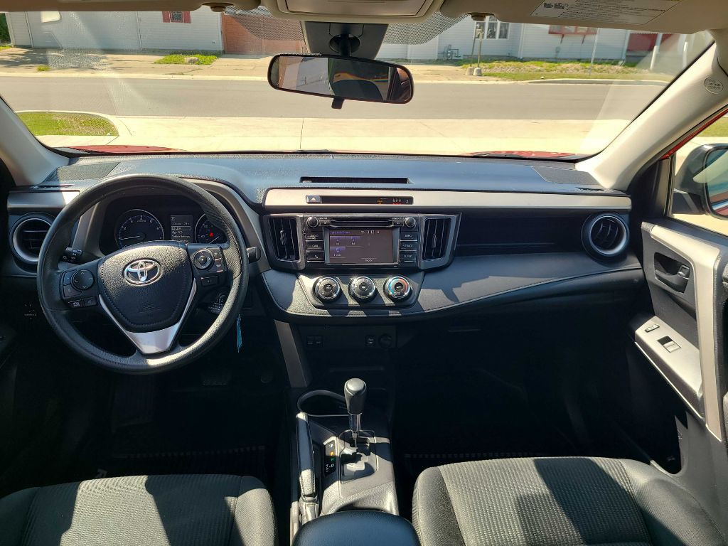 2017 Toyota Rav4 Image 13