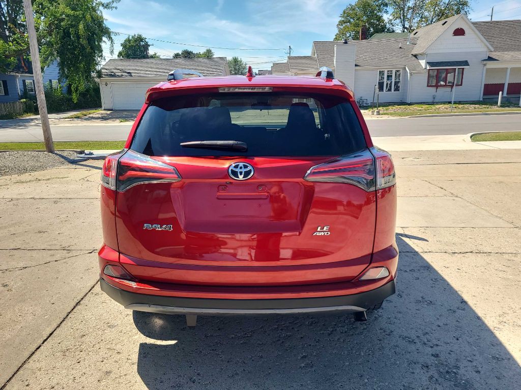 2017 Toyota Rav4 Image 18
