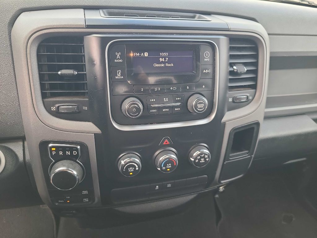 2015 RAM 1500 Image 7