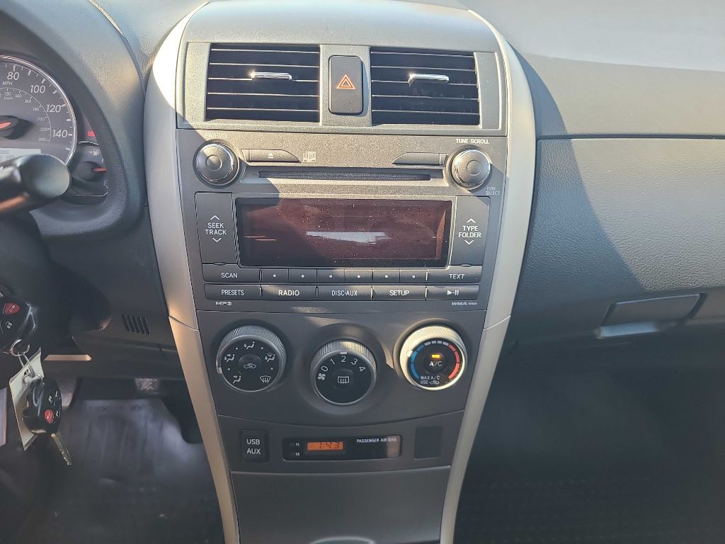 2011 Toyota Corolla Image 6